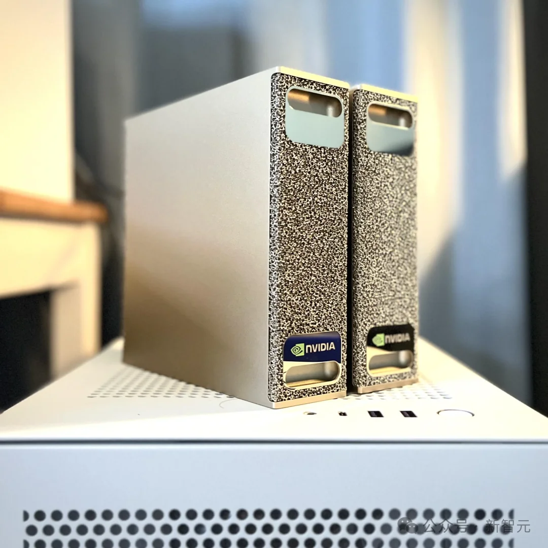 OpenAI被曝按吨囤Mac mini!几万台全拿去训AI了