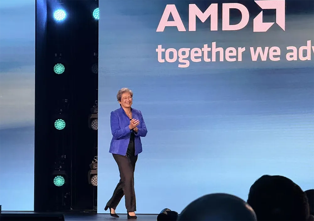 全球首颗2nm GPU来了！苏姿丰甩出“最强AI机架”，CPU性能干翻英伟达