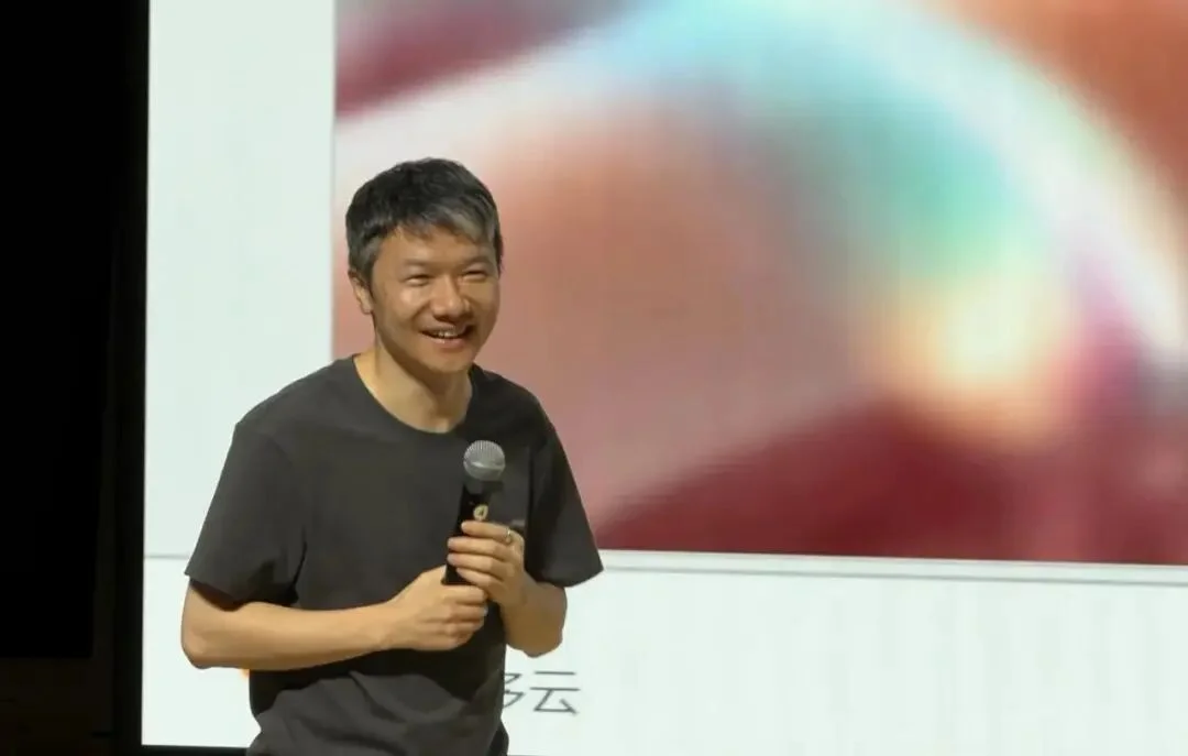 一千亿给蔡浩宇搞大模型,大伟哥交大最新宣讲:绝不做垃圾项目
