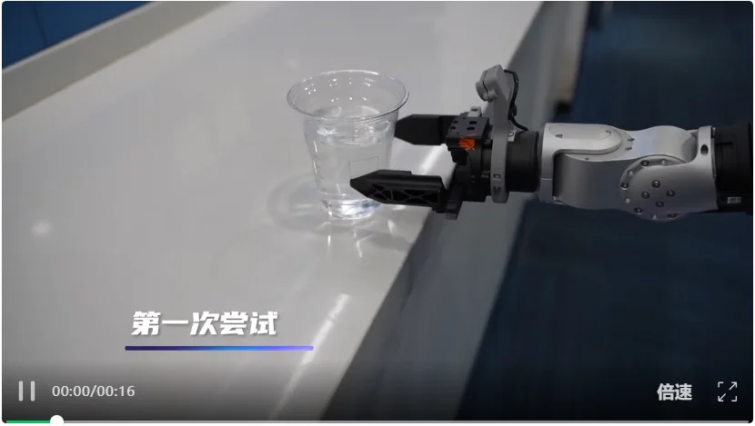 60分靠数据,100分靠自进化:清华曹婷和「域变换」攻向机器人可部署