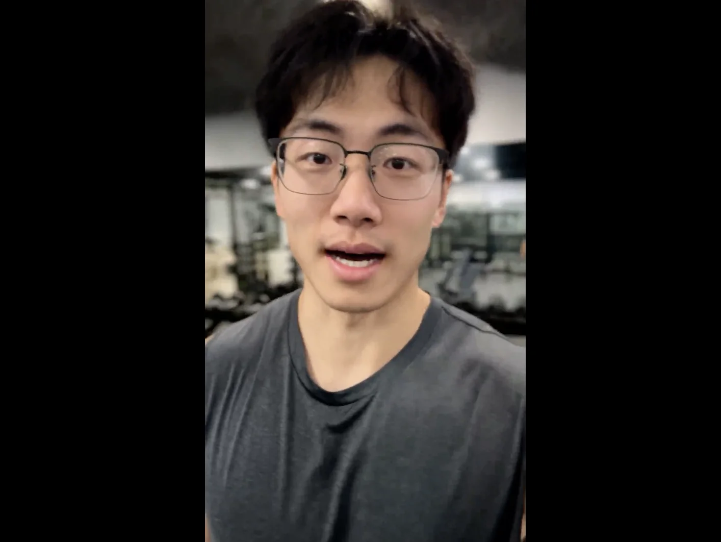 可灵憋了8个月，放出一只“参数怪”：30秒一镜到底，10个关键帧，HDR和双声道也来了