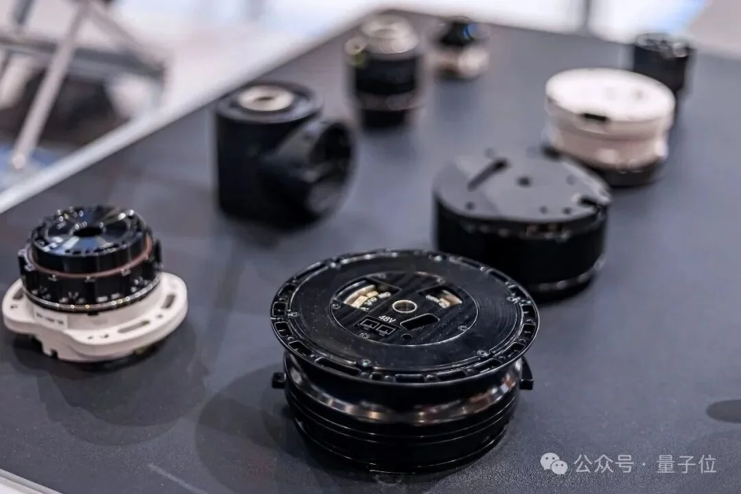 不是Demo！优必选把客户产线1:1搬进WRC，解锁具身智能真落地路径