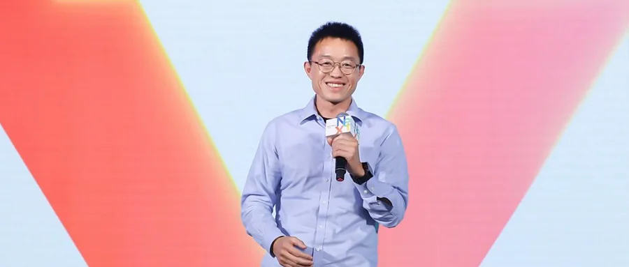 智谱唐杰突发长文曝RSI进展：Agent优化10万卡集群吞吐暴涨200%，AI造AI还远吗？
