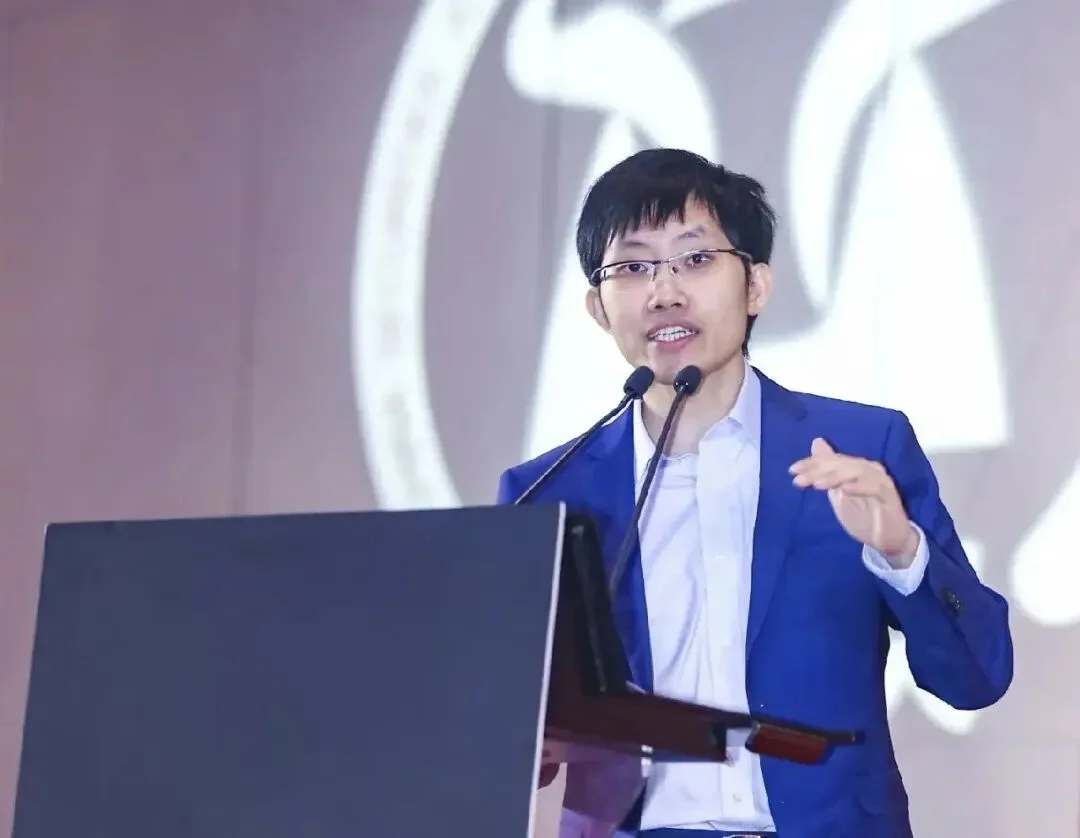 梁文锋风评演进史