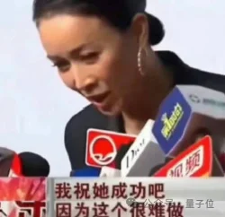 马斯克激情转发!Opus 5.5代码直出音乐MV火了